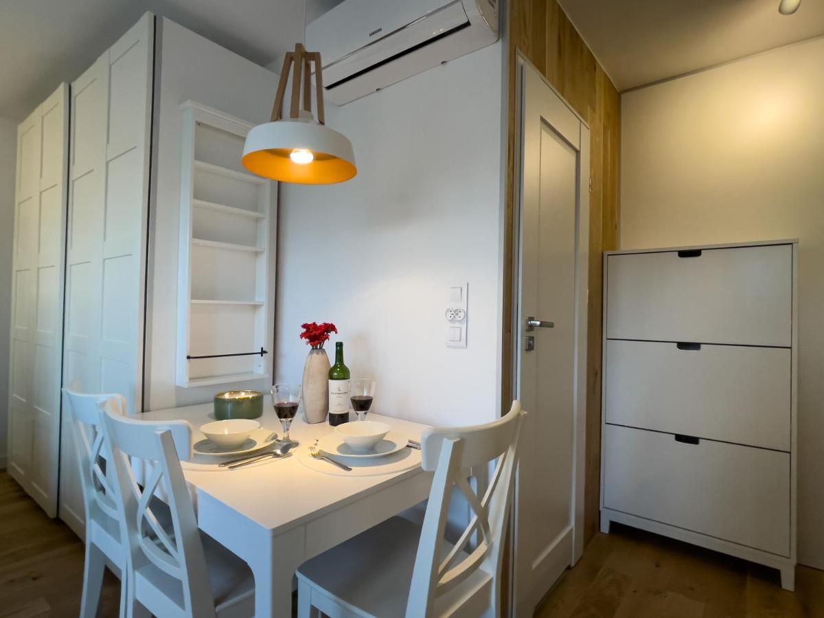 Urban Apartments Studio No 4A, Free Private Parking, Self Check-In Chorzów Exterior foto